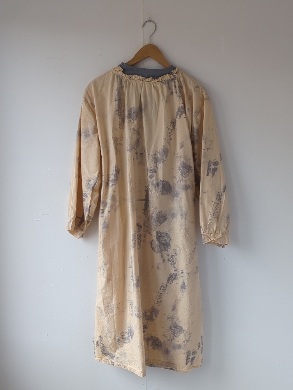 Lightweight Cotton Ruffle Robe Beige & Slate Blue Pattern Tie Front Large - Picture 4 of 15
